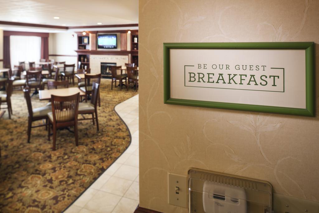 Country Inn & Suites By Radisson, Milwaukee West Brookfield , Wi Exterior foto