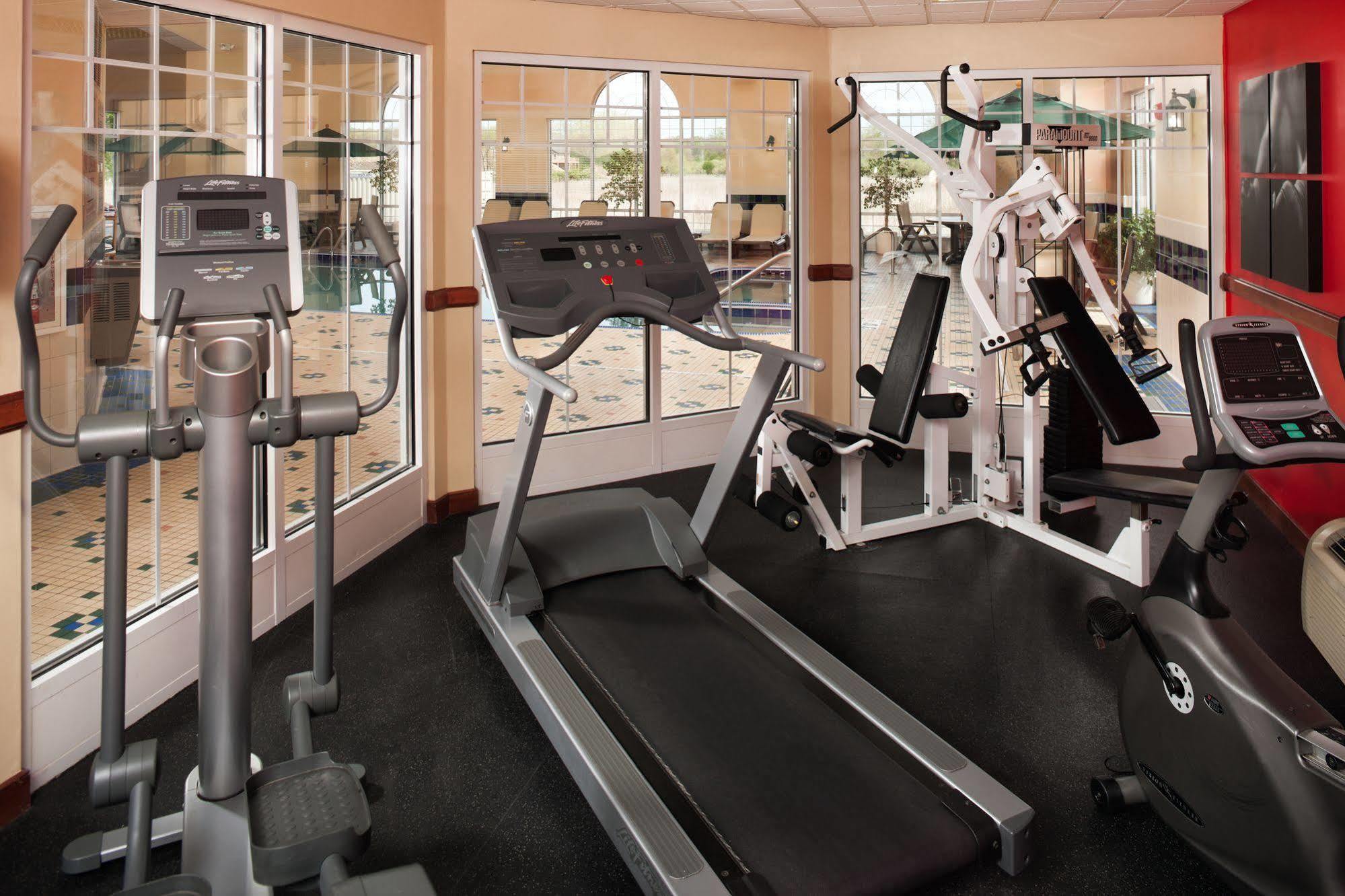 Country Inn & Suites By Radisson, Milwaukee West Brookfield , Wi Einrichtungen foto
